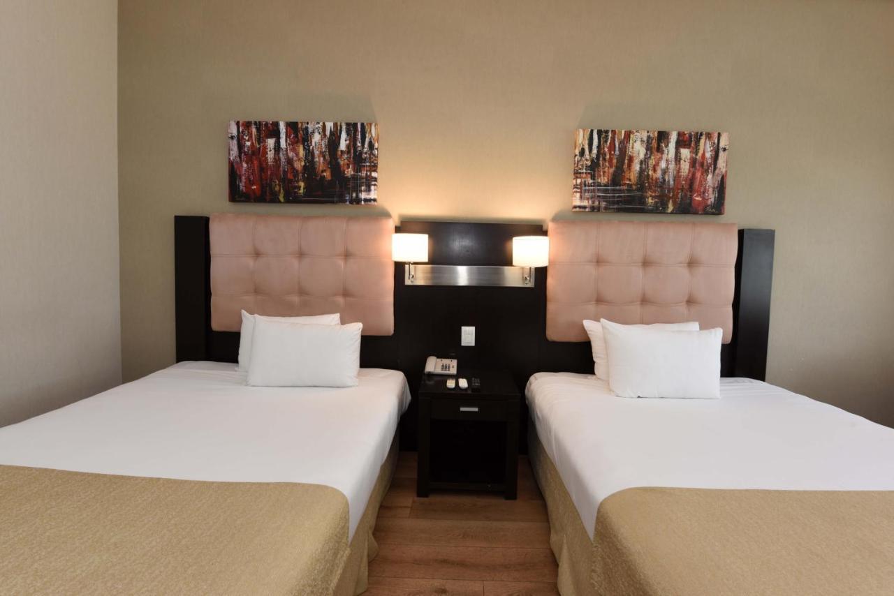 Howard Johnson Resort & Convention Center Ezeiza Buitenkant foto
